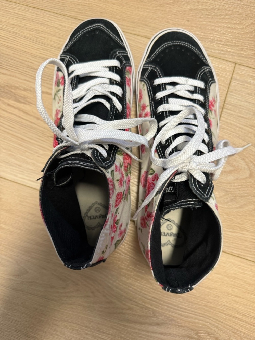 Draven Floral Skull High-Top Lace-Up Sneakers Woman’s Size 10 - Picture 10 of 10